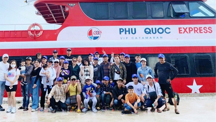 gia ve tau sai gon di phu quoc 2